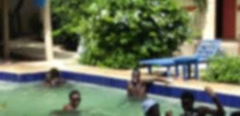 Saly : quatre (04) couples pris en flagrant délit de "Chemsex" Saly : quatre (04) couples pris en flagrant délit de "Chemsex"