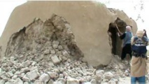 La destruction d'un mausolée à Tombouctou par les djihadistes