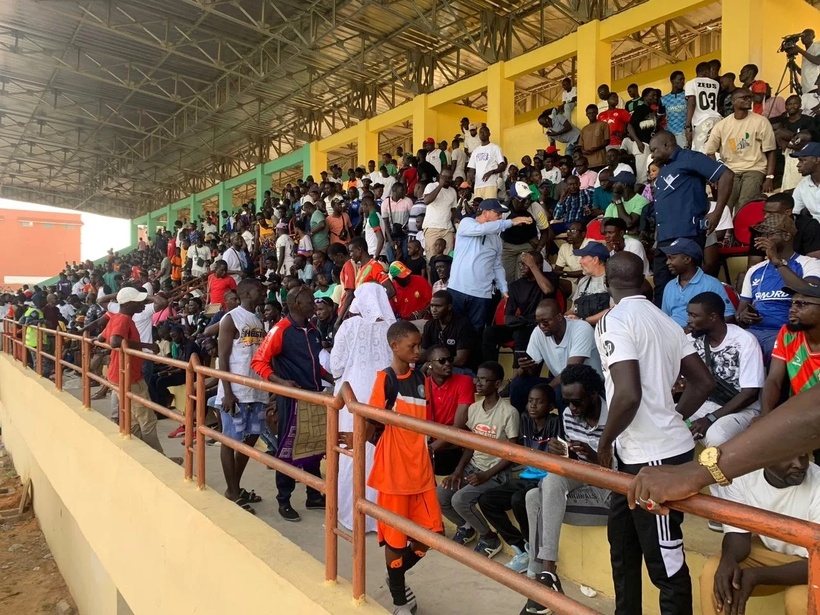 Yoff : le sous-préfet des Almadies suspend les « Navétanes » après des troubles à l’ordre public Yoff : le sous-préfet des Almadies suspend les « Navétanes » après des troubles à l’ordre public