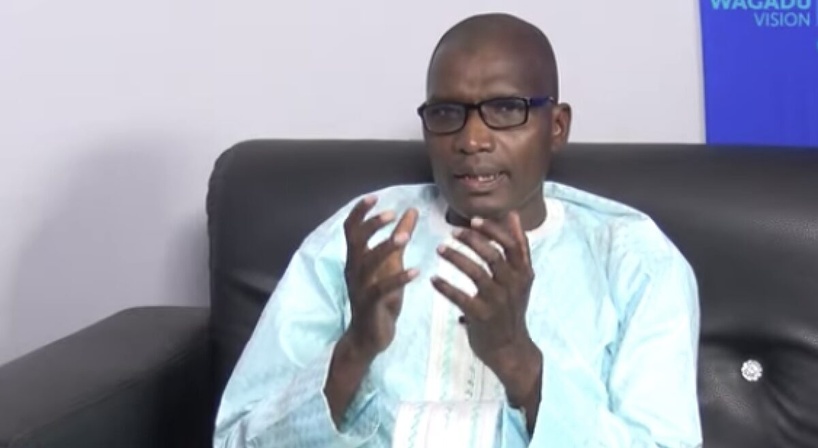 Affaire du bus disparu au Mali : le journaliste Harouna Fall entendu puis libéré Affaire du bus disparu au Mali : le journaliste Harouna Fall entendu puis libéré