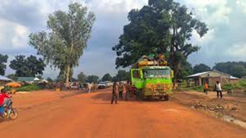 Centrafrique: un «ouf de soulagement» après la réhabilitation d’une route vitale dans le centre-ouest du pays Centrafrique: un «ouf de soulagement» après la réhabilitation d’une route vitale dans le centre-ouest du pays