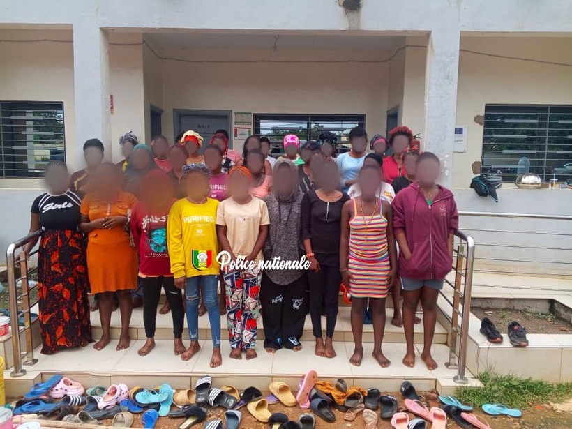 Kédougou : arrestation d’un présumé proxénète hébergeant une cinquantaine de jeunes filles nigérianes dont une mineure Kédougou : arrestation d’un présumé proxénète hébergeant une cinquantaine de jeunes filles nigérianes dont une mineure