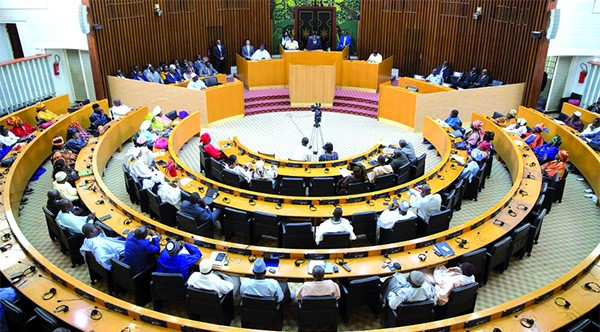 Assemblée nationale : les députés convoqués en séances plénière ce lundi