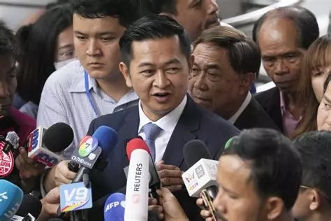 Thaïlande: l'ex-Premier ministre Thaksin Shinawatra acquitté du crime de lèse-majesté