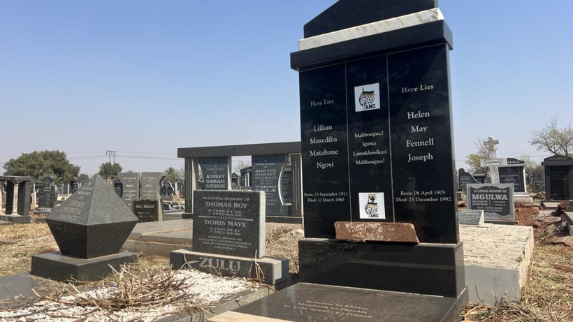 En Afrique du Sud, le maire de Johannesburg veut faire des cimetières des lieux de tourisme mémoriel En Afrique du Sud, le maire de Johannesburg veut faire des cimetières des lieux de tourisme mémoriel