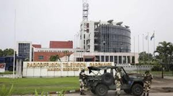 Le Gabon libère Kelly Ondo, auteur d’une tentative de coup d’État contre l’ex-président Ali Bongo Le Gabon libère Kelly Ondo, auteur d’une tentative de coup d’État contre l’ex-président Ali Bongo