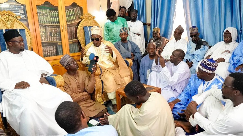 Ousmane Sonko en visite à Médina Baye : « D’ici trois ans, nous allons redresser le Sénégal » Ousmane Sonko en visite à Médina Baye : « D’ici trois ans, nous allons redresser le Sénégal »