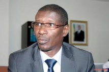 Faire plus confiance aux scientifiques Sénégalais : un gage de développement selon Mary Teuw Niane Faire plus confiance aux scientifiques Sénégalais : un gage de développement selon Mary Teuw Niane