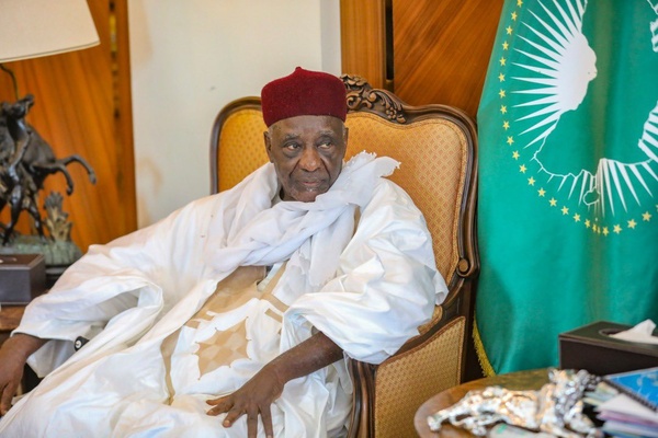 Touba en deuil : décès de Serigne Ahmadou Mokhtar Mbacké, khalife de Darou Khoudoss Touba en deuil : décès de Serigne Ahmadou Mokhtar Mbacké, khalife de Darou Khoudoss