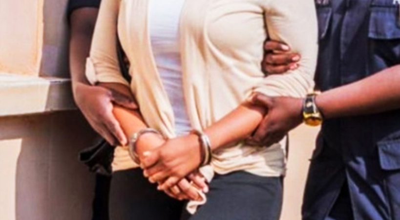 Touba : une jeune femme condamnée à six mois de prison ferme pour agression sur sa belle-mère Touba : une jeune femme condamnée à six mois de prison ferme pour agression sur sa belle-mère