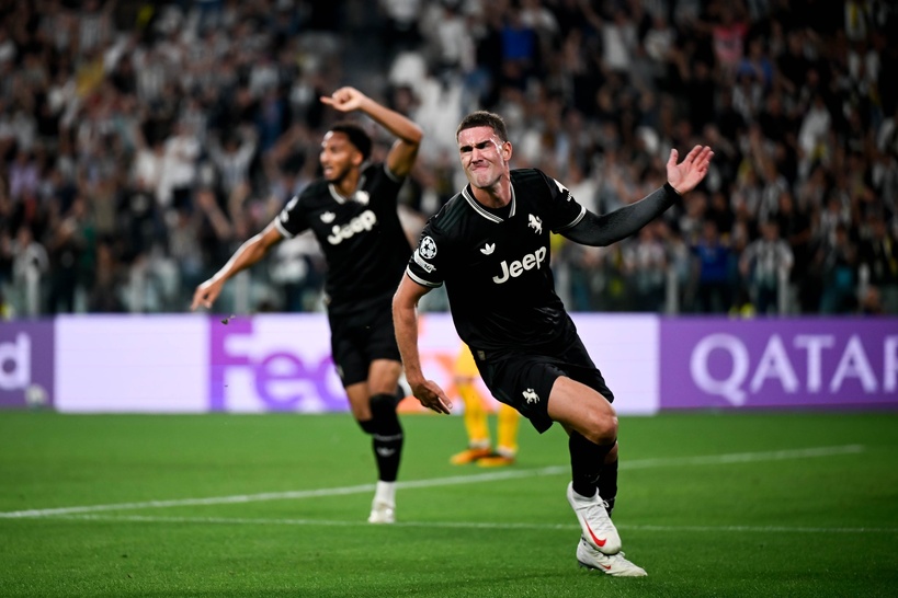 Ligue des Champions : la Juventus accroche le Borussia Dortmund, Benfica explose contre Qarabag, Arsenal domine Bilbao Ligue des Champions : la Juventus accroche le Borussia Dortmund, Benfica explose contre Qarabag, Arsenal domine Bilbao