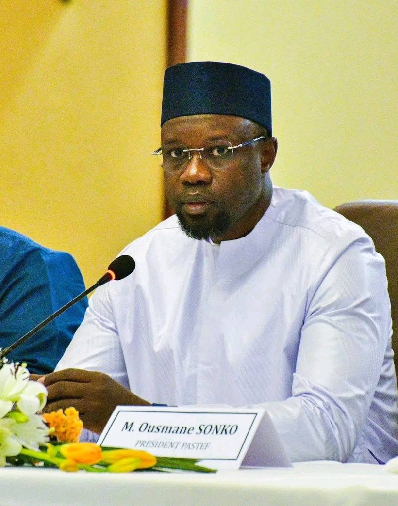 Orientations et directives pour le nouveau gouvernement : transparence et rigueur exigées Orientations et directives pour le nouveau gouvernement : transparence et rigueur exigées