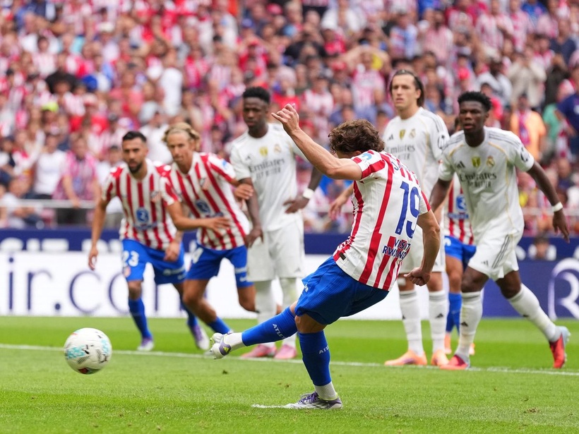 Liga : L'Atletico écrase le Real Madrid 5-2 dans un derby palpitant Liga : L'Atletico écrase le Real Madrid 5-2 dans un derby palpitant