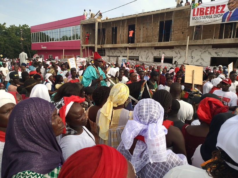 Marche pacifique à Louga : forte mobilisation pour exiger la libération de Moustapha Diop Marche pacifique à Louga : forte mobilisation pour exiger la libération de Moustapha Diop