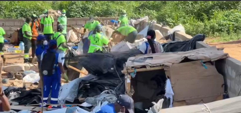 Mamelles : destruction des abris de fortune à la cité « Haoussa »