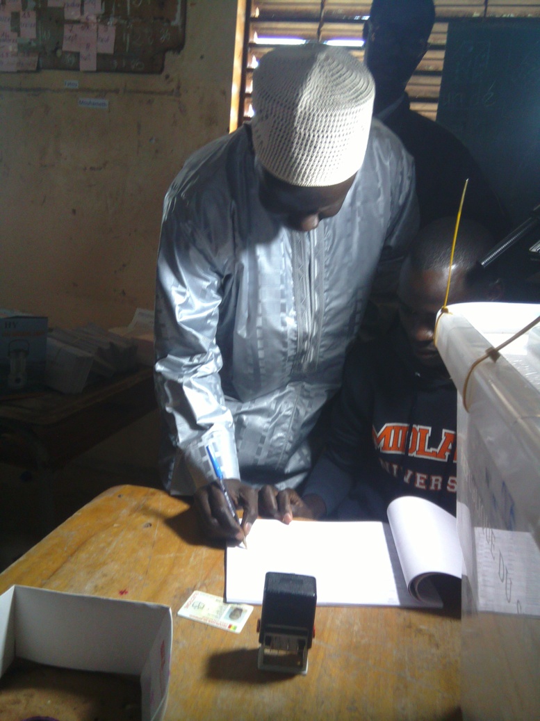 Direct Référendum - Guédiawaye: Malick Gakou dénonce quelques couacs (VIDEOS & IMAGES) 