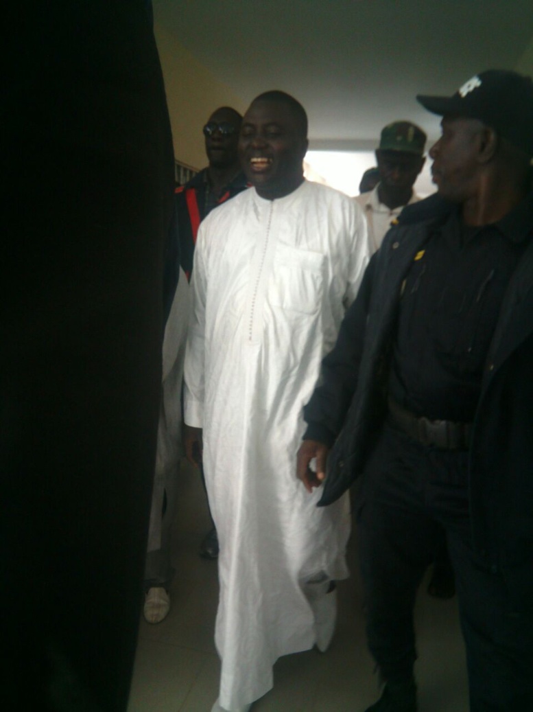 Direct Référendum - Médina: "Ce qui est dégoûtant...", Bamba Fall Direct Référendum - Médina: "Ce qui est dégoûtant...", Bamba Fall