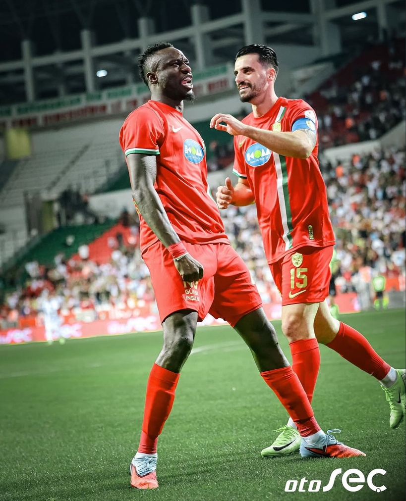 Turquie : Mbaye Diagne s’offre un doublé, Mbaye Niang buteur et passeur en Süper Lig Turquie : Mbaye Diagne s’offre un doublé, Mbaye Niang buteur et passeur en Süper Lig