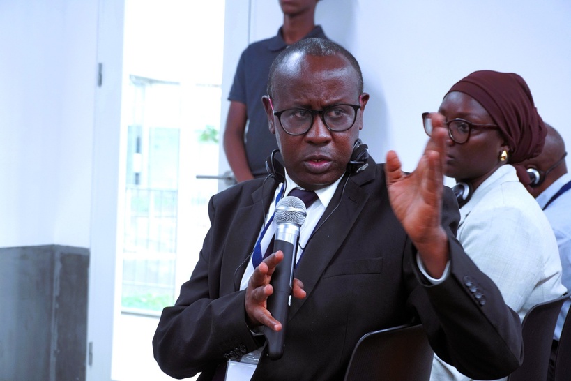 Tenue de l’antenne et irresponsabilité : Les médias face à l’honneur blessé des communautés religieuses et ethniques (Par Adama Sow, journaliste)