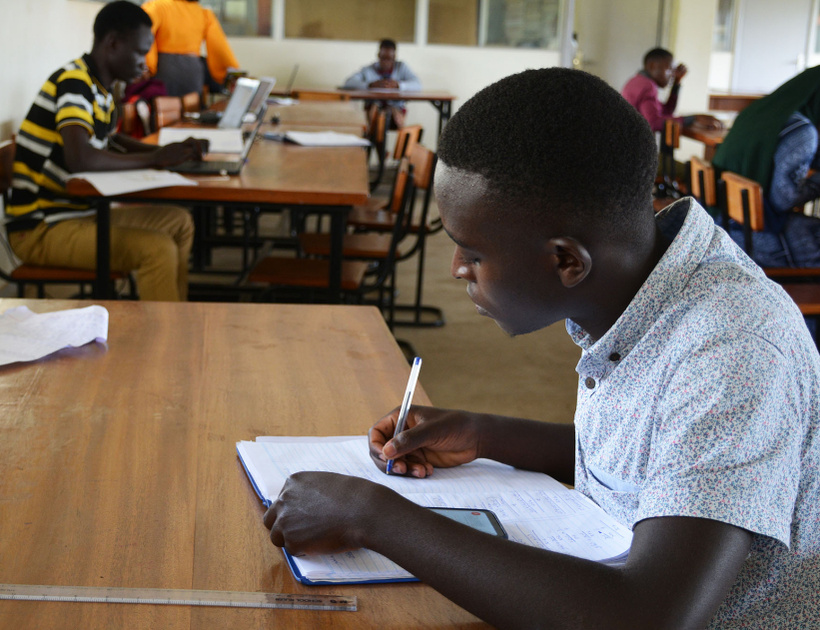 Un étudiant sénégalais en BTS contraint de quitter la France malgré son parcours d'intégration