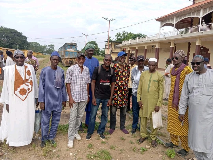 Thiès : les cheminots en colère paralysent le rail pour réclamer le paiement de leurs pensions Thiès : les cheminots en colère paralysent le rail pour réclamer le paiement de leurs pensions