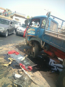 Ouakam : 14 victimes miraculées dans un accident