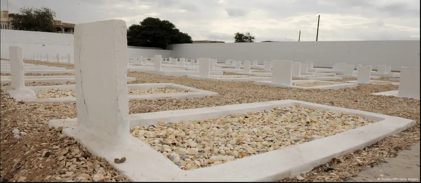 Thiaroye: Le massacre de tirailleurs par l’armée française en 1944 a été « prémédité » et « camouflé » (rapport) Thiaroye: Le massacre de tirailleurs par l’armée française en 1944 a été « prémédité » et « camouflé » (rapport)