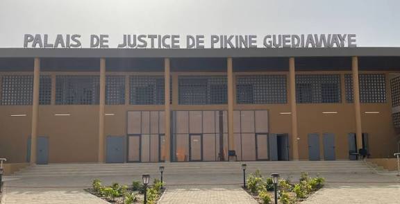 Guédiawaye : le fils d’un ancien procureur écroué pour « abus de confiance »