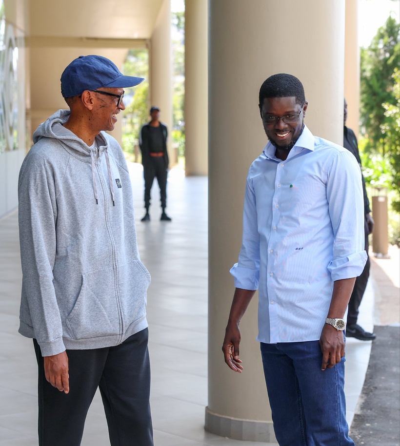 Visite d’Etat au Rwanda : le Président Diomaye a participé à la « Car Free Day » Visite d’Etat au Rwanda : le Président Diomaye a participé à la « Car Free Day »