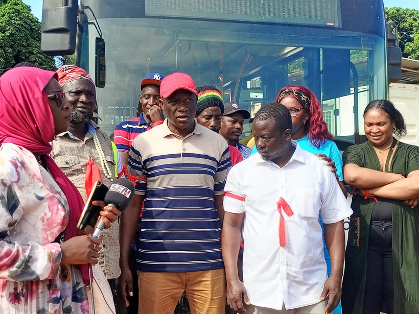 Dakar Dem Dikk : les travailleurs exigent de meilleures conditions de travail et la signature de l'accord d'établissement Dakar Dem Dikk : les travailleurs exigent de meilleures conditions de travail et la signature de l'accord d'établissement