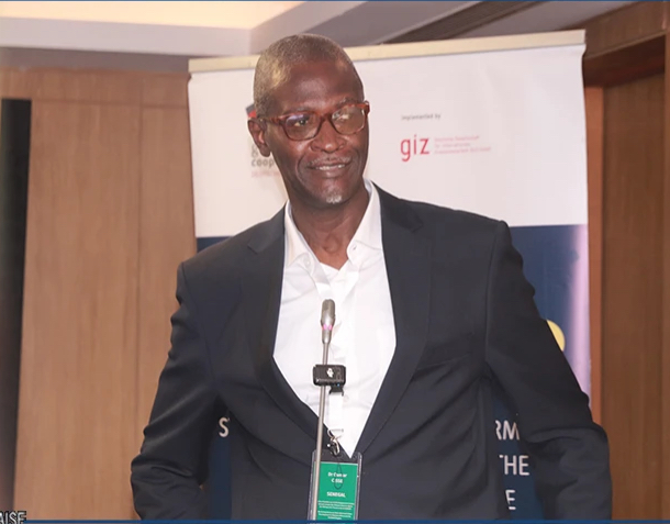 Rufisque : le maire Omar Cissé appelle l’État à agir face à la menace d’érosion côtière