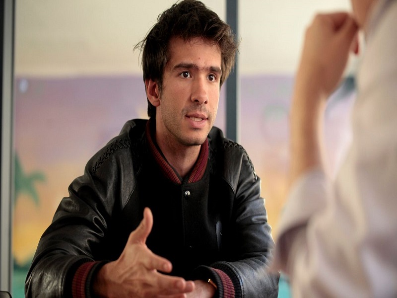 Juan Branco répond à l'avocat de Macky Sall  : « le ridicule consommé »