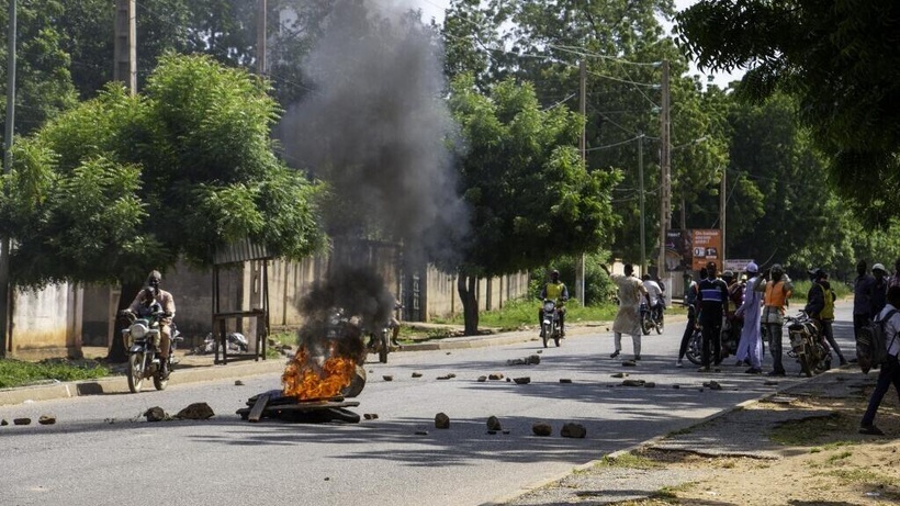 Cameroun : des manifestations massives éclatent à Douala et dans plusieurs villes après l’appel d’Is Cameroun : des manifestations massives éclatent à Douala et dans plusieurs villes après l’appel d’Is