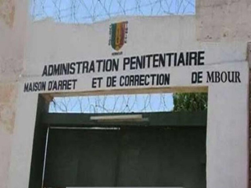 Prison de Mbour : les détenus entament une grève de la faim illimitée, la ministre Yacine Fall interpellée