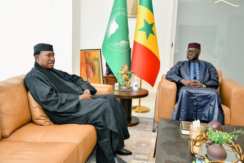 Le président de l’Assemblée nationale salue l’engagement éducatif de Serigne Mame Mor Mbacké Mourtada Le président de l’Assemblée nationale salue l’engagement éducatif de Serigne Mame Mor Mbacké Mourtada