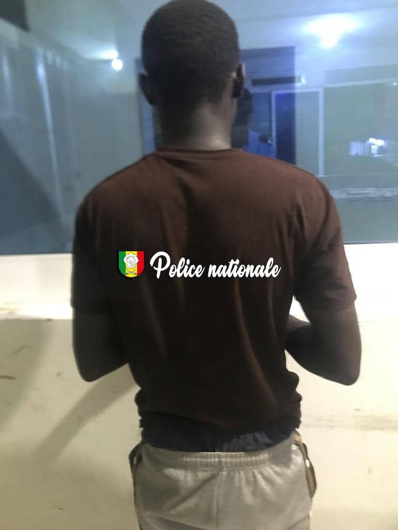 Parcelles Assainies : un homme interpellé pour diffusion de contenus pornographiques via WhatsApp