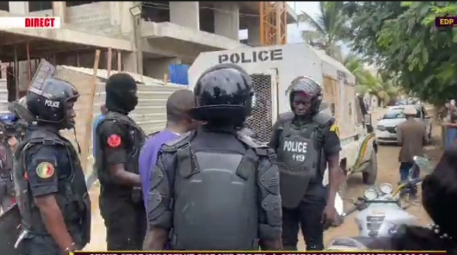 Niakhtou National au terrain Sacré-Cœur 3: des manifestants arrêtés et embarqués par la police