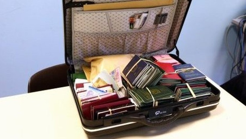 Trafic de faux documents d'état civil : la DNLT démantèle une vaste filière à Ziguinchor Trafic de faux documents d'état civil : la DNLT démantèle une vaste filière à Ziguinchor