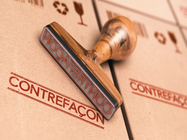 Contrefaçon et usage des sceaux de l’Etat : un ouvrier arrêté à Derkelé, une plainte annoncée