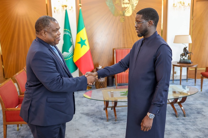 Justice : le Président Bassirou Diomaye Faye a reçu le Premier Président de la Cour suprême Justice : le Président Bassirou Diomaye Faye a reçu le Premier Président de la Cour suprême