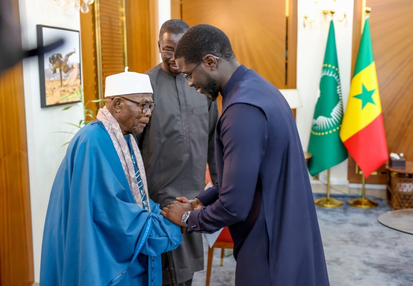 Dialogue religieux : le Chef de l’État rencontre le Khalife de Léona Niassène