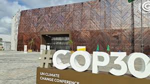 Au Brésil, la COP30 s'achève sur un accord a minima pour le climat