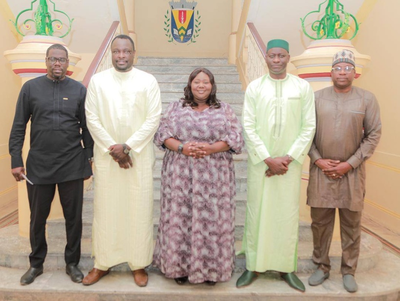 Diplomatie municipale : les Villes de Dakar et New York posent les bases d’un futur jumelage Diplomatie municipale : les Villes de Dakar et New York posent les bases d’un futur jumelage