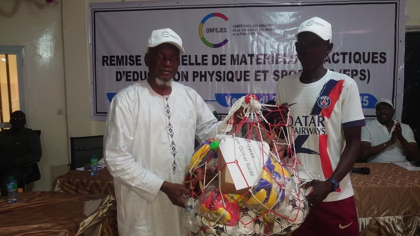 Kolda : La CONFEJES renforce la pratique du sport scolaire avec un important don de matériel