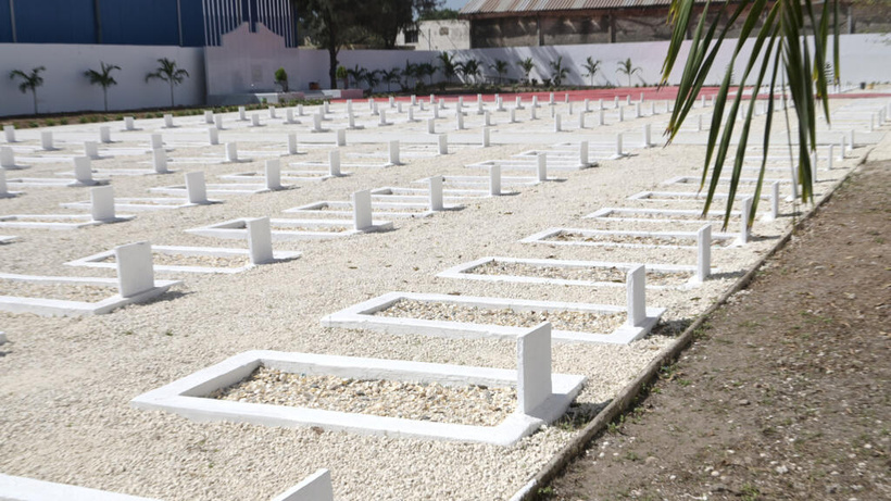 Massacre des tirailleurs sénégalais : le Président Adama Barrow qualifie cet acte comme « une trahison » Massacre des tirailleurs sénégalais : le Président Adama Barrow qualifie cet acte comme « une trahison »