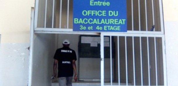 Heurts à l'Ucad : l'Office du bac saccagée et les véhicules incendiés 