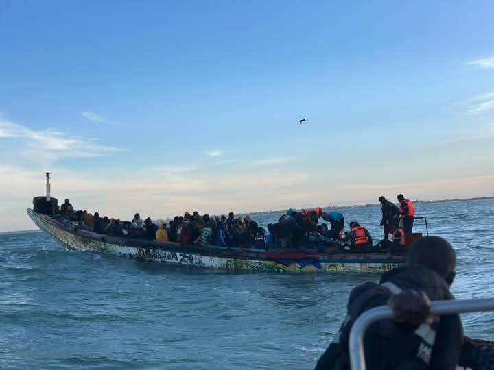  Saint-Louis : 96 migrants secourus au large par la Marine nationale 