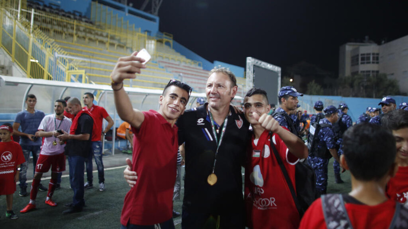 Soudan du Sud, Iran, Palestine: l’incroyable parcours de Stefano Cusin, coach des Comores, qui défie le Maroc Soudan du Sud, Iran, Palestine: l’incroyable parcours de Stefano Cusin, coach des Comores, qui défie le Maroc
