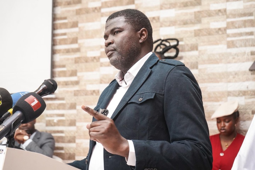 Sénégal : Le ministre Amadou Ba annonce le lancement prochain des Assises des secteurs Culture, Artisanat et Tourisme Sénégal : Le ministre Amadou Ba annonce le lancement prochain des Assises des secteurs Culture, Artisanat et Tourisme