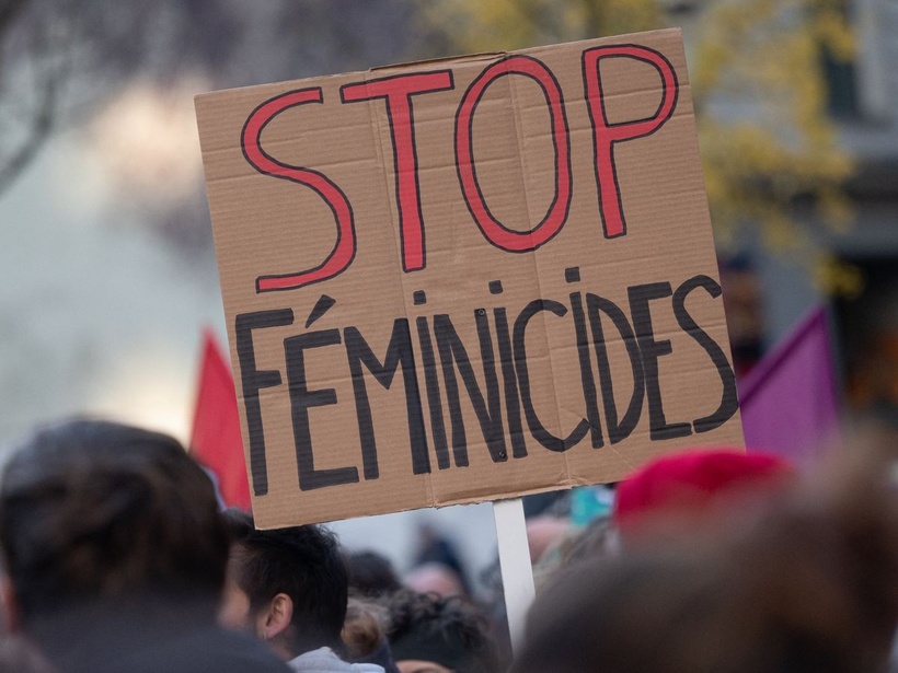 Féminicides au Sénégal : plus de 17 femmes tuées en 2025, la pression s’accentue pour une réforme du Code de la famille Féminicides au Sénégal : plus de 17 femmes tuées en 2025, la pression s’accentue pour une réforme du Code de la famille